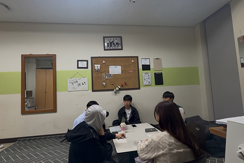 세치혀 활동 사진